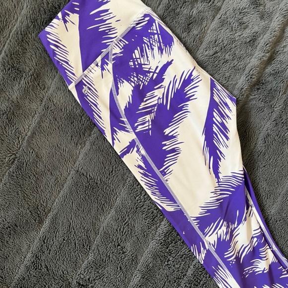 Fabletics leggings - Picture 3 of 4